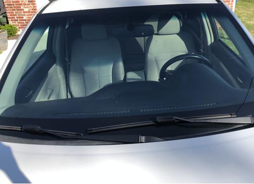 Photo 3 of 10 of 2013 Subaru Outback 2.5i Premium